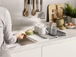 Joseph Joseph - Tier - Afdruipmat - Uitschuifbaar - Grijs -Afwasgereedschap Winkel 1200x900 6